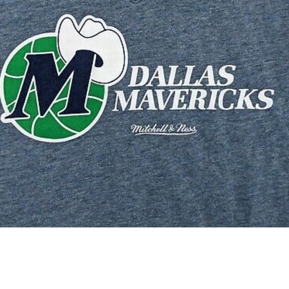 NWT Women's Dallas Mavericks Mitchell & Ness V-Neck T-shirt - Picture 2 of 6